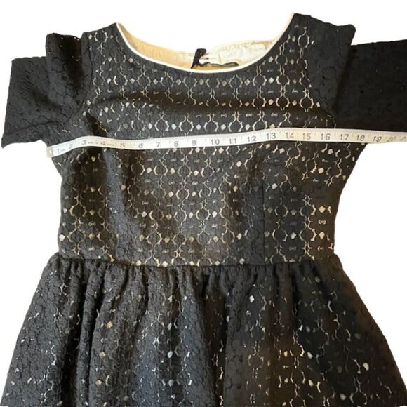 Lilly Pulitzer Black Lace Dress Key Hole Button Back Lined Wide Neck Size 10 - Picture 11 of 14